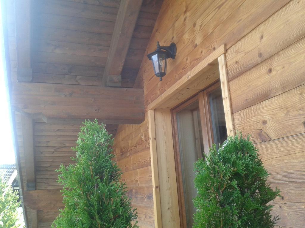 Les Vrais Rayons Otel Verrayes Oda fotoğraf