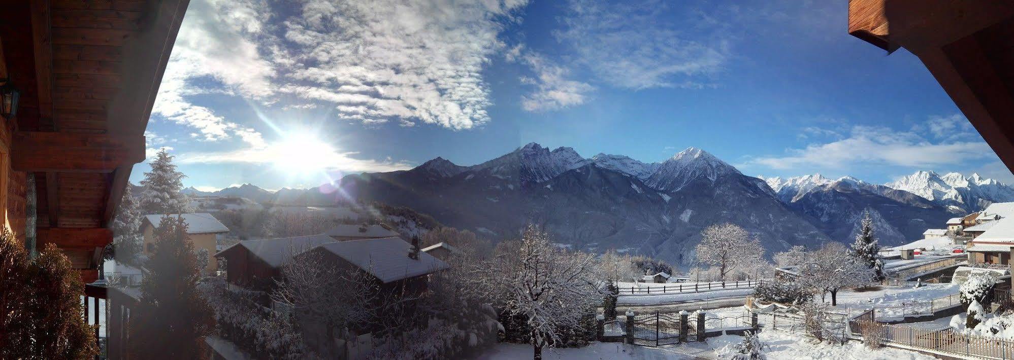 Les Vrais Rayons Otel Verrayes Dış mekan fotoğraf