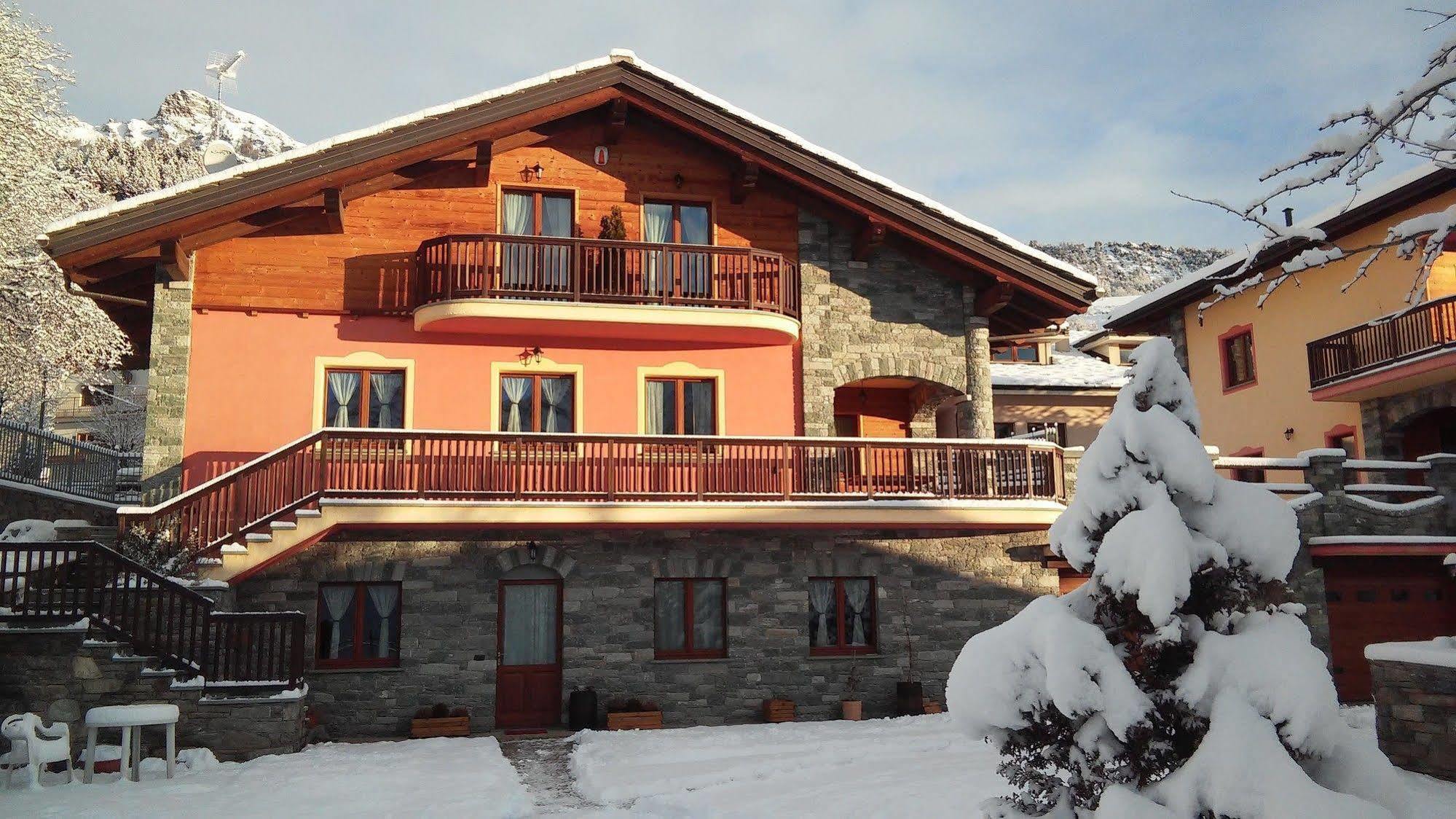 Les Vrais Rayons Otel Verrayes Dış mekan fotoğraf